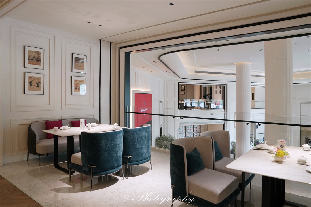 杭州托尼洛兰博基尼酒店 全行政礼遇4。9分 奥体中心舒适之选