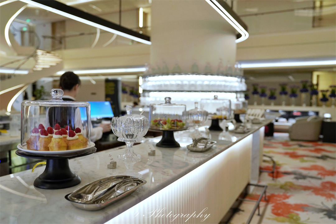 杭州托尼洛兰博基尼酒店 全行政礼遇4。9分 奥体中心舒适之选