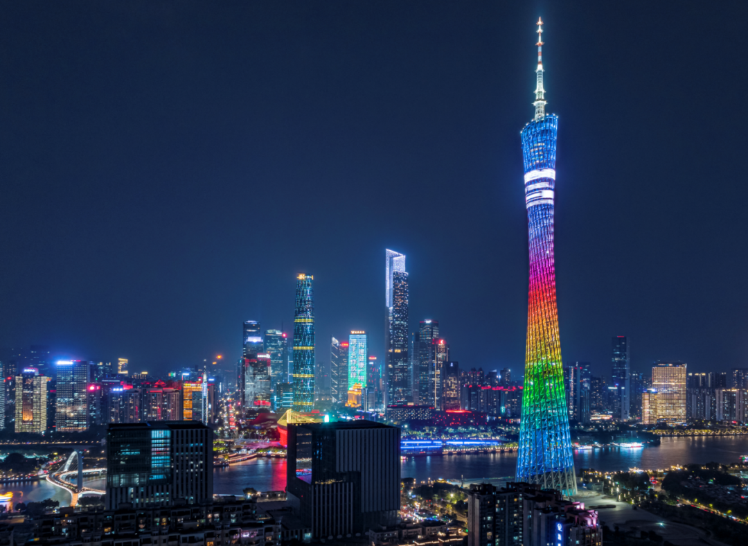 海珠方圆美林滨江壹号开放实体样板房，看房需验资300万元