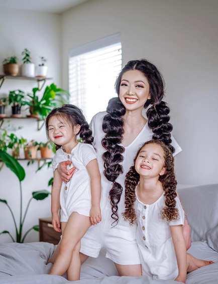 【育儿】“迪士尼公主”生Baby了？3岁就有惊人发量，网友：还好继承老妈的美貌，不然...（组图） - 13
