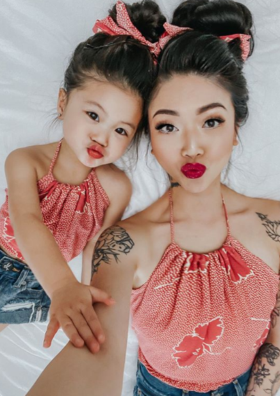 【育儿】“迪士尼公主”生Baby了？3岁就有惊人发量，网友：还好继承老妈的美貌，不然...（组图） - 35