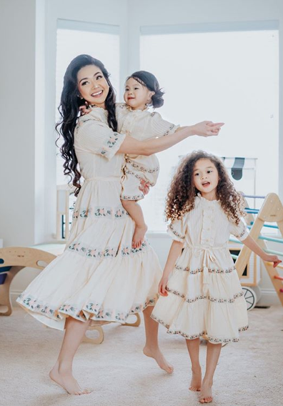 【育儿】“迪士尼公主”生Baby了？3岁就有惊人发量，网友：还好继承老妈的美貌，不然...（组图） - 31