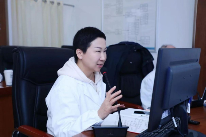 汇聚专业医学学术知识,提供线上线下整体解决方案