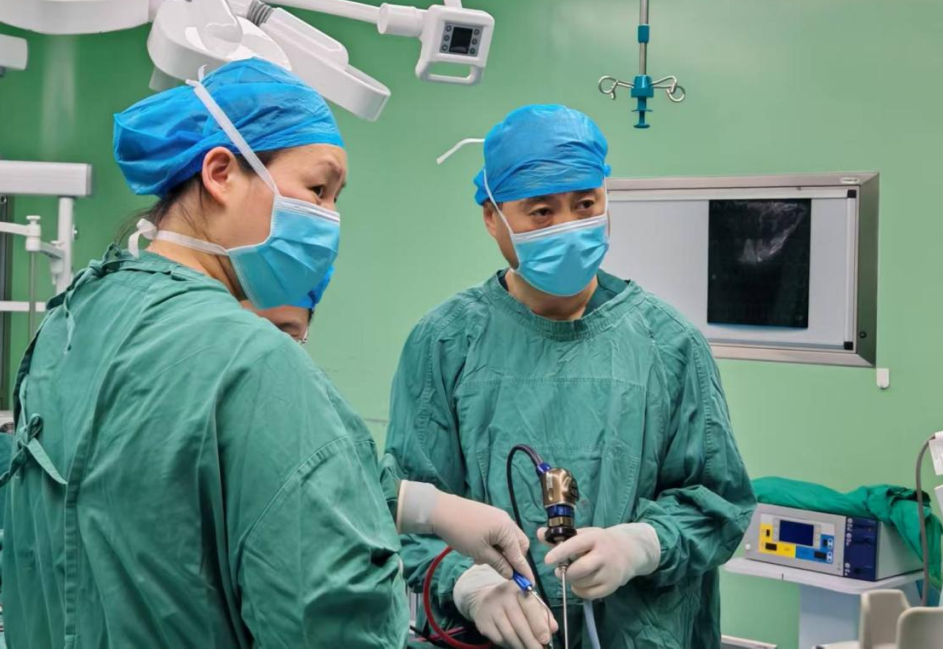 操作鼻窦镜时怎么摆小小鼻内镜解决真菌性鼻窦炎大问题_https://www.jmylbn.com_新闻资讯_第2张