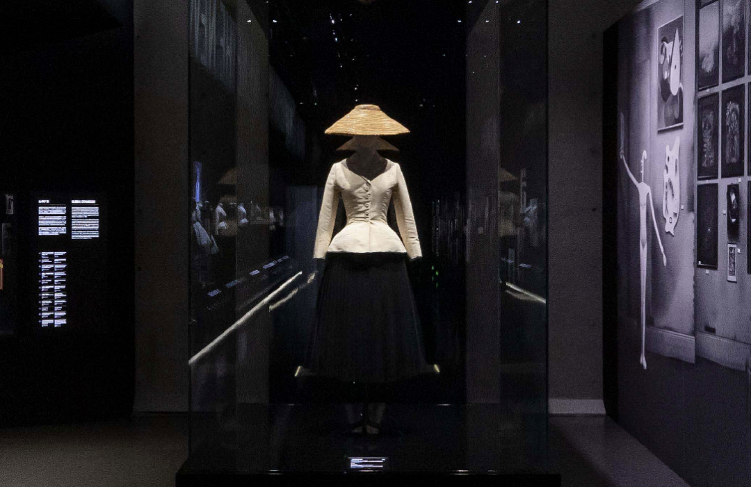 最頭條 | 「克裡斯汀·Dior：夢之設計師」展： 不僅僅是一場感官美夢 時尚 第8張