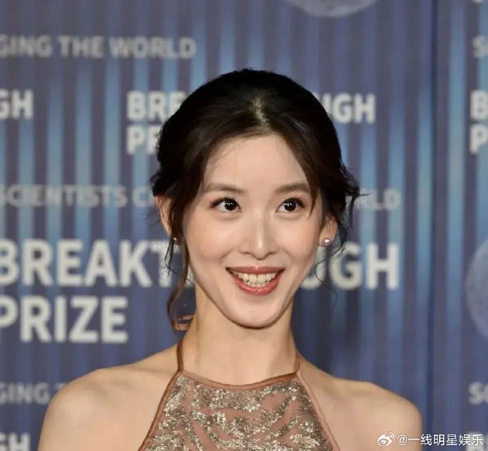 章泽天的面相进化了三个level