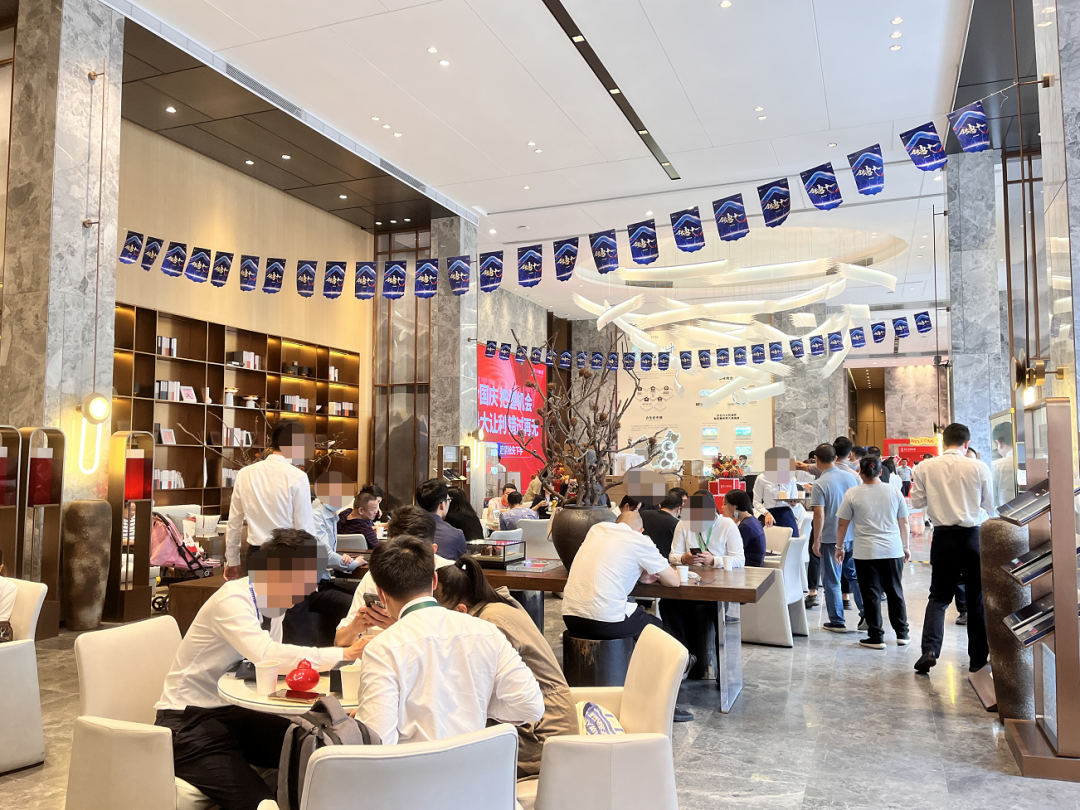 直降38万！送15年物管费…国庆广州超30盘炸场！