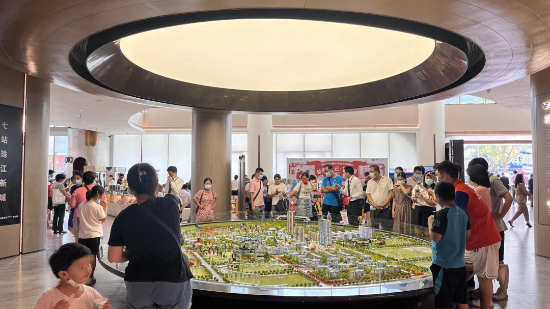 直降38万！送15年物管费…国庆广州超30盘炸场！