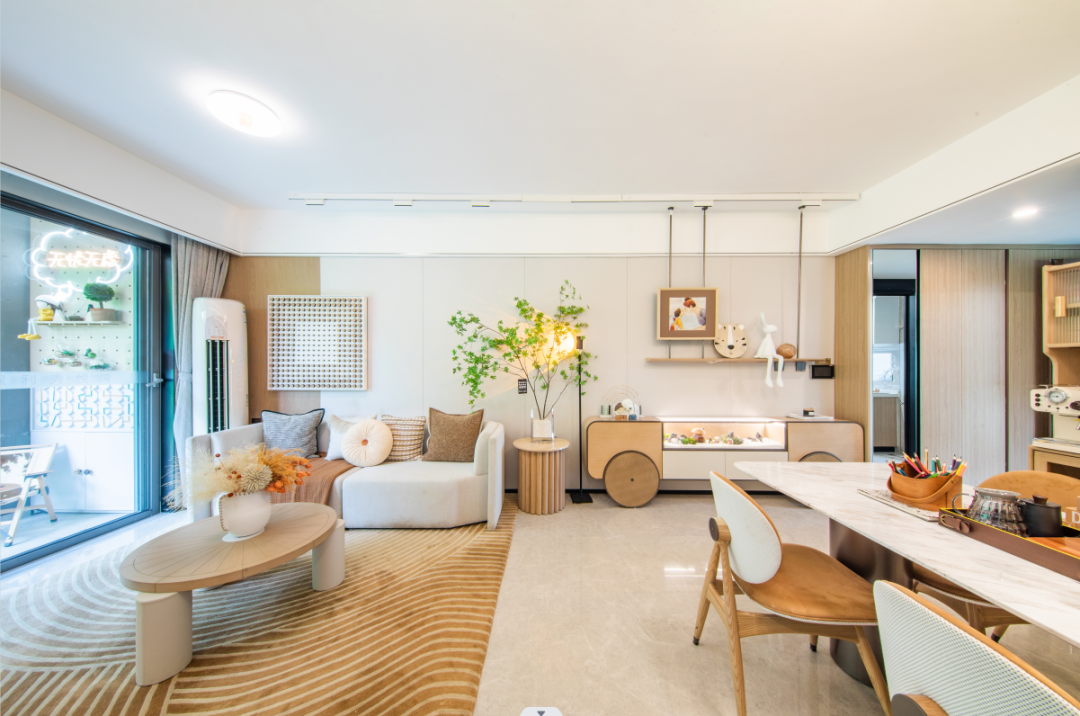 保利领秀海即将加推新产品，建面约121-141㎡一线海景四房！