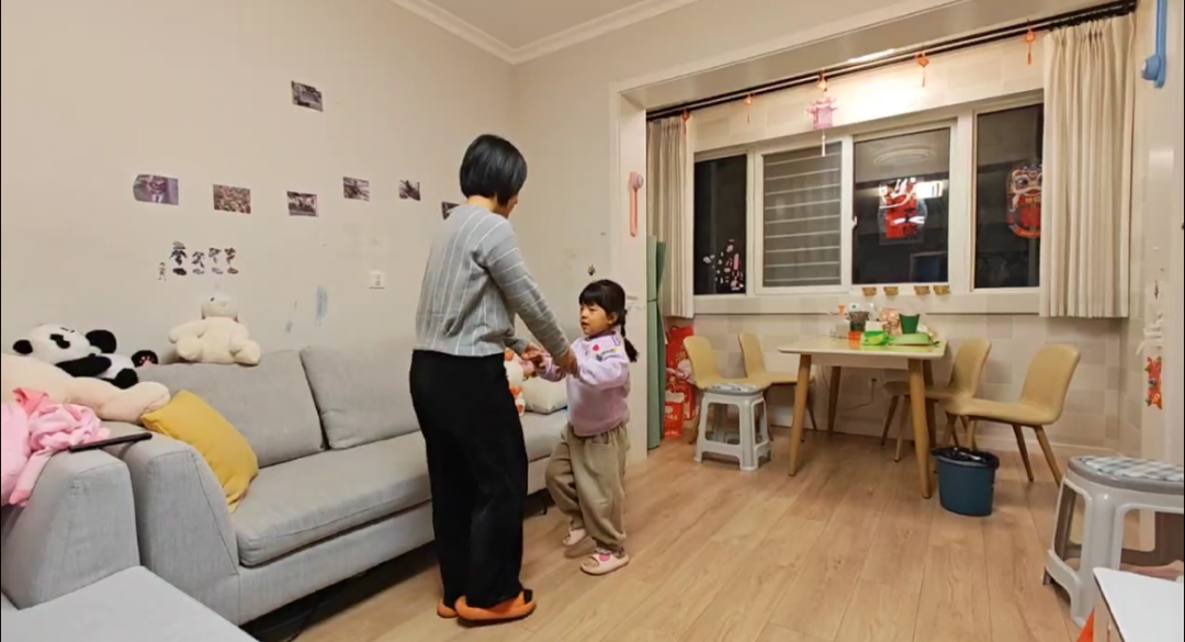 s型拉勾怎么拿【平幼·关注】亲子游戏——《拉拉勾》_https://www.jmylbn.com_新闻资讯_第3张