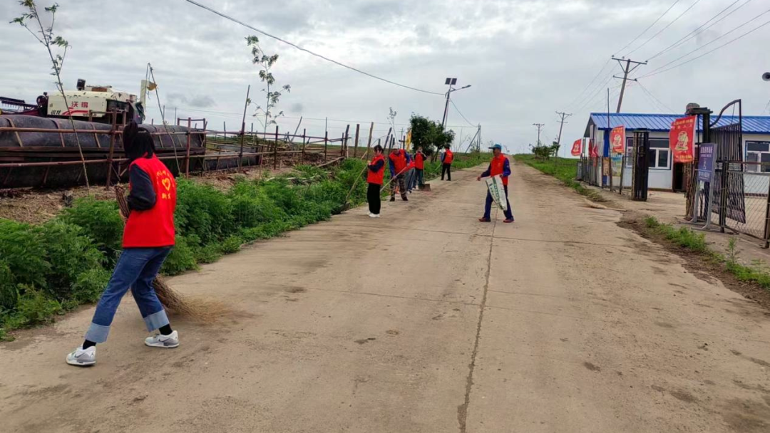 孙吴县卧牛河乡:环境整治扮靓乡村新"颜值"