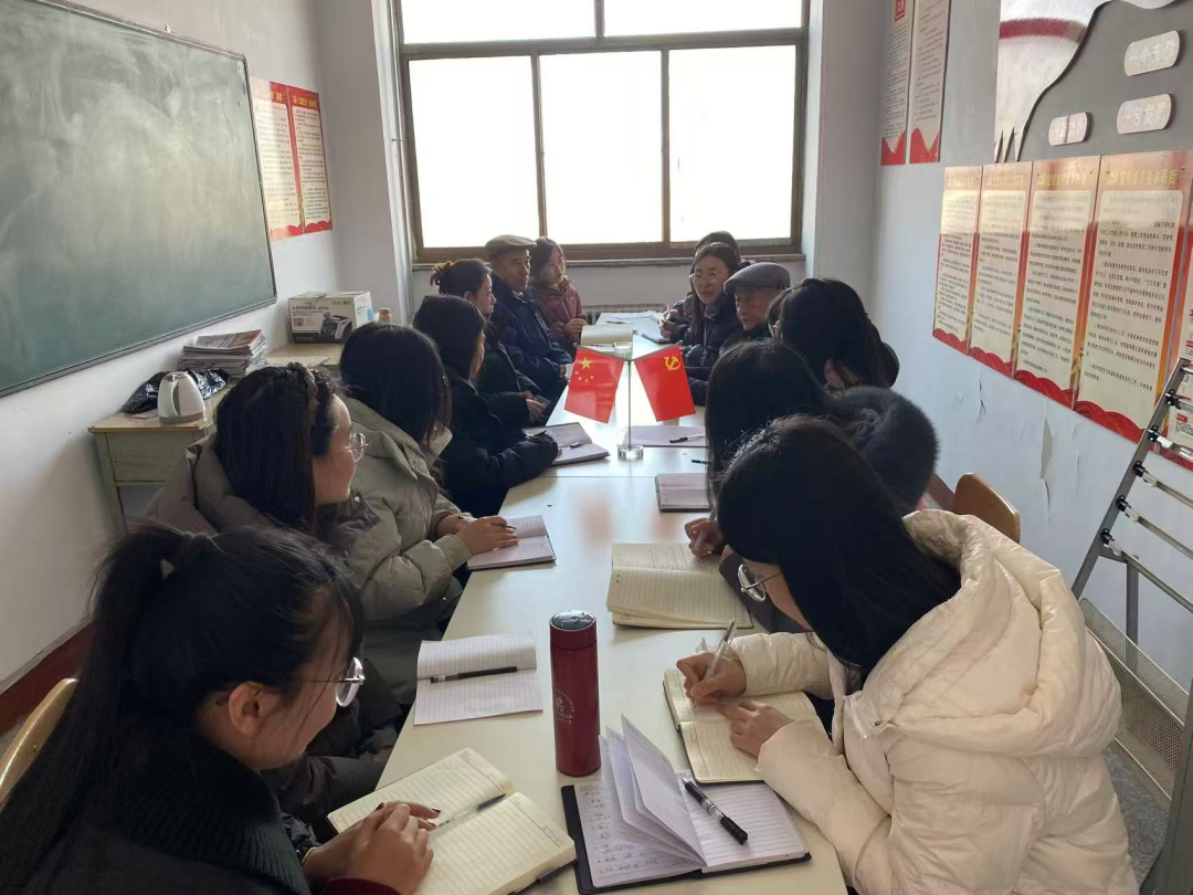 党委委员、武装保卫部部长郭海亮深入经济管理系走访调研