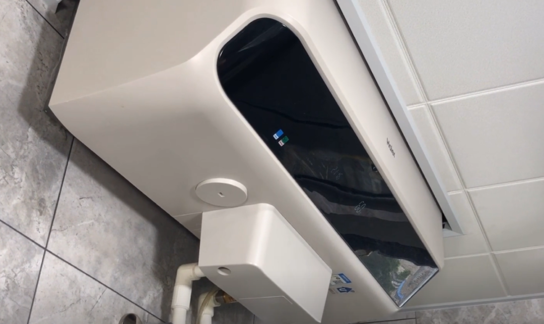 热水器能不能24小时开着？多亏电工师傅告知，再也不担心了！