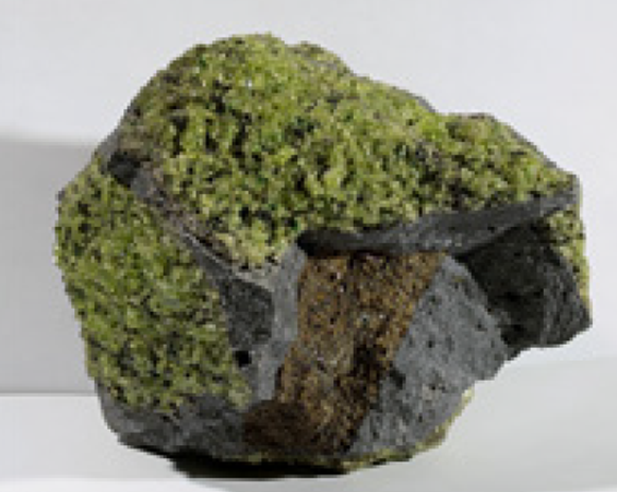 應(yīng)用分享 | 對橄欖巖進(jìn)行 X 射線衍射研究