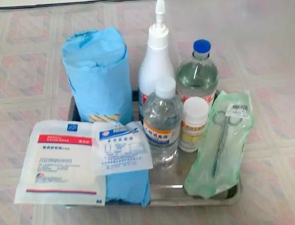 气管套管怎么换药专业级护理指南丨气切后应该如何换药？_https://www.jmylbn.com_新闻资讯_第11张