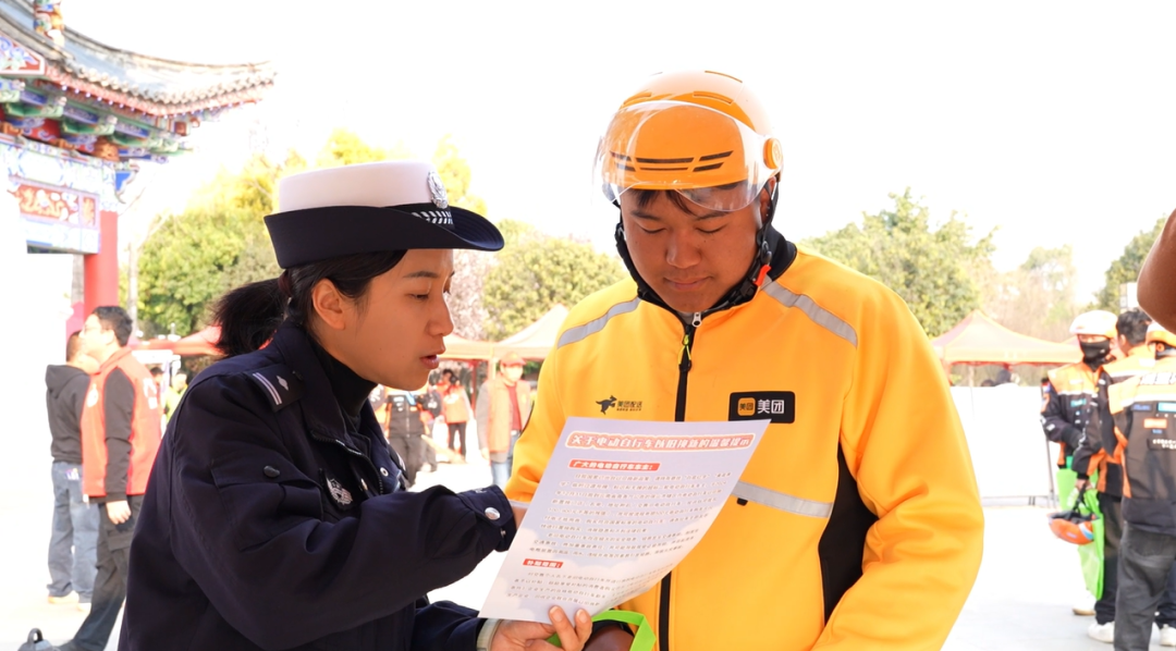 点亮心中奇梦歌曲__最美志愿社区雷锋纪念日