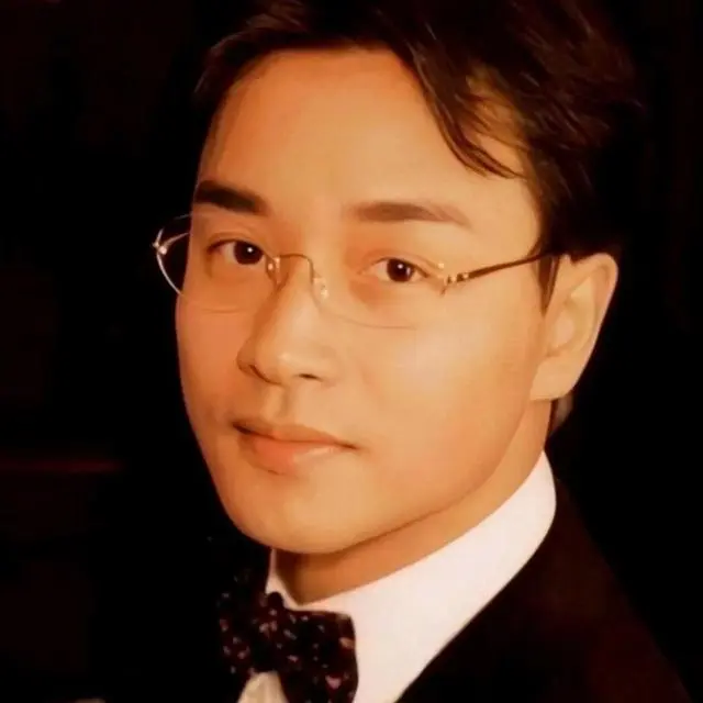 春天该很好你倘若在场丨哥哥张国荣头像