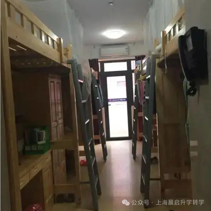 交大创新港中学宿舍图片