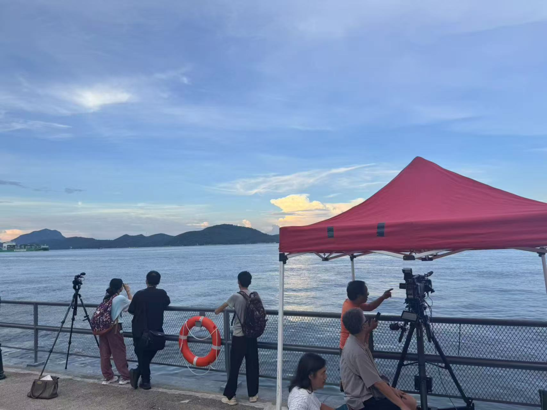 直击山东舰航母编队访问香港