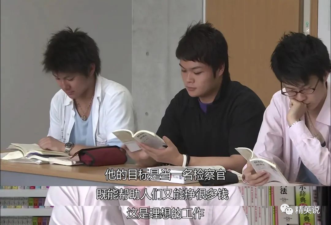 28年追踪13个鸡娃家庭，揭露扎心真相：父母拼尽全力，孩子却注定平凡（组图） - 10