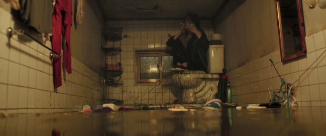千人蜗居地下道，一天仅用3美元，美国繁华赌城地下的“鼹鼠人生”：勉力生存、默默死去...（组图） - 17
