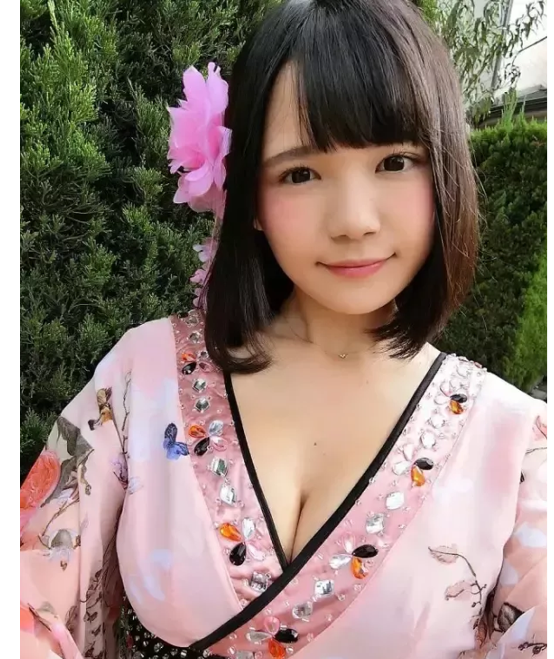 【美女】号称“全球靠胸打碟第一人”！Cosplay玩到飞起 深度球鞋爱好者 直男鼻血止不住（组图） - 70