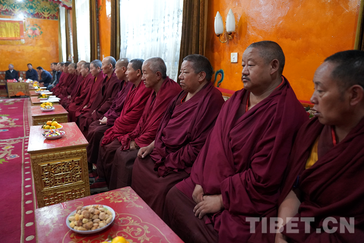 纪念喇嘛次仁座谈会在扎什伦布寺召开
