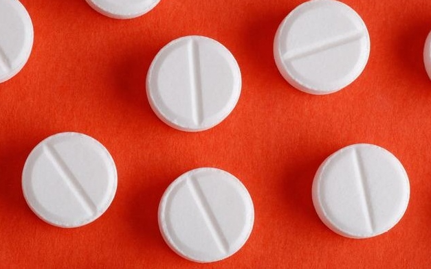 BE药片治什么作用女子把药片掰开吃致昏迷！这些药用法错了要出事……_https://www.jmylbn.com_新闻资讯_第8张