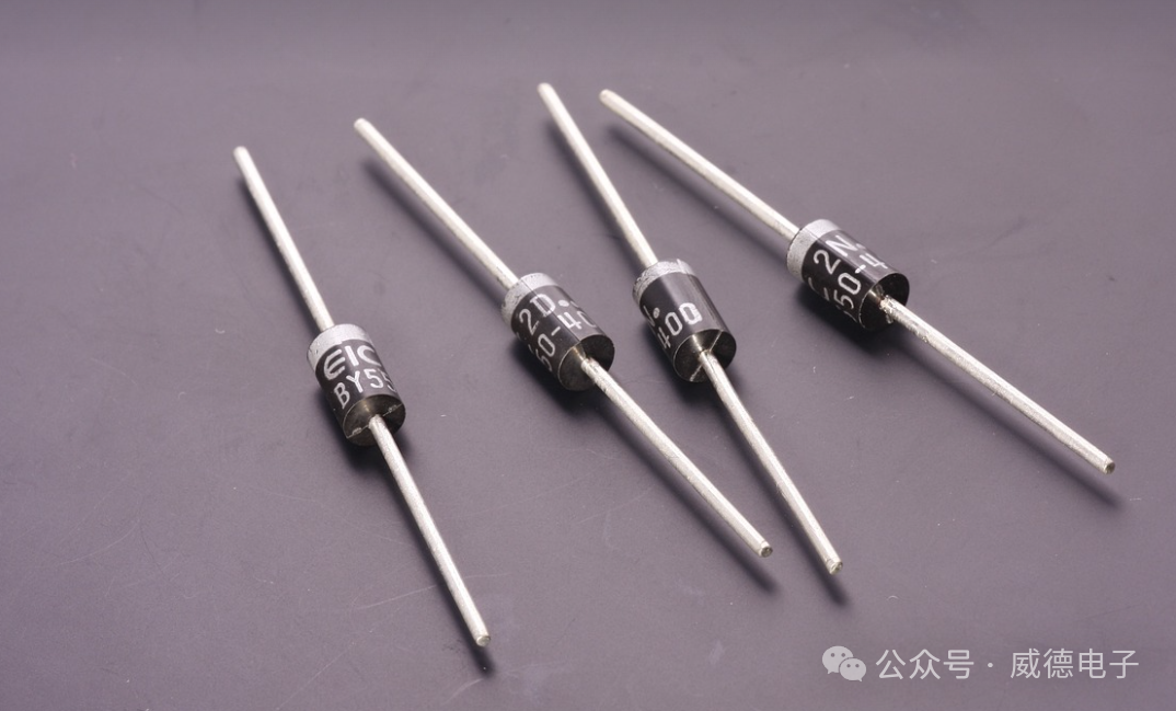 6v的电压降(锗二极管压降约为0.2v,肖特基二极管约为0.