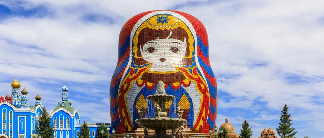 世界最大套娃酒店！却是中国最丑建筑，被疯狂吐槽：太诡异了