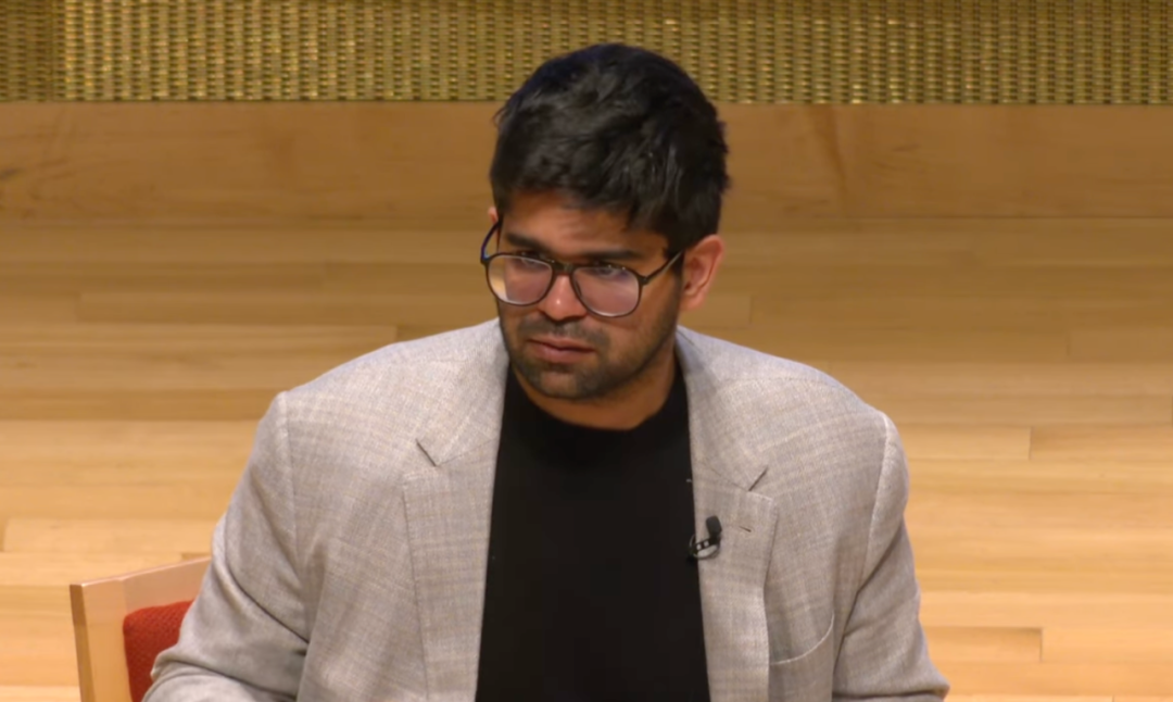 印度裔创业者视角：Perplexity创始人谈技术迭代、开源竞争与搜索革命