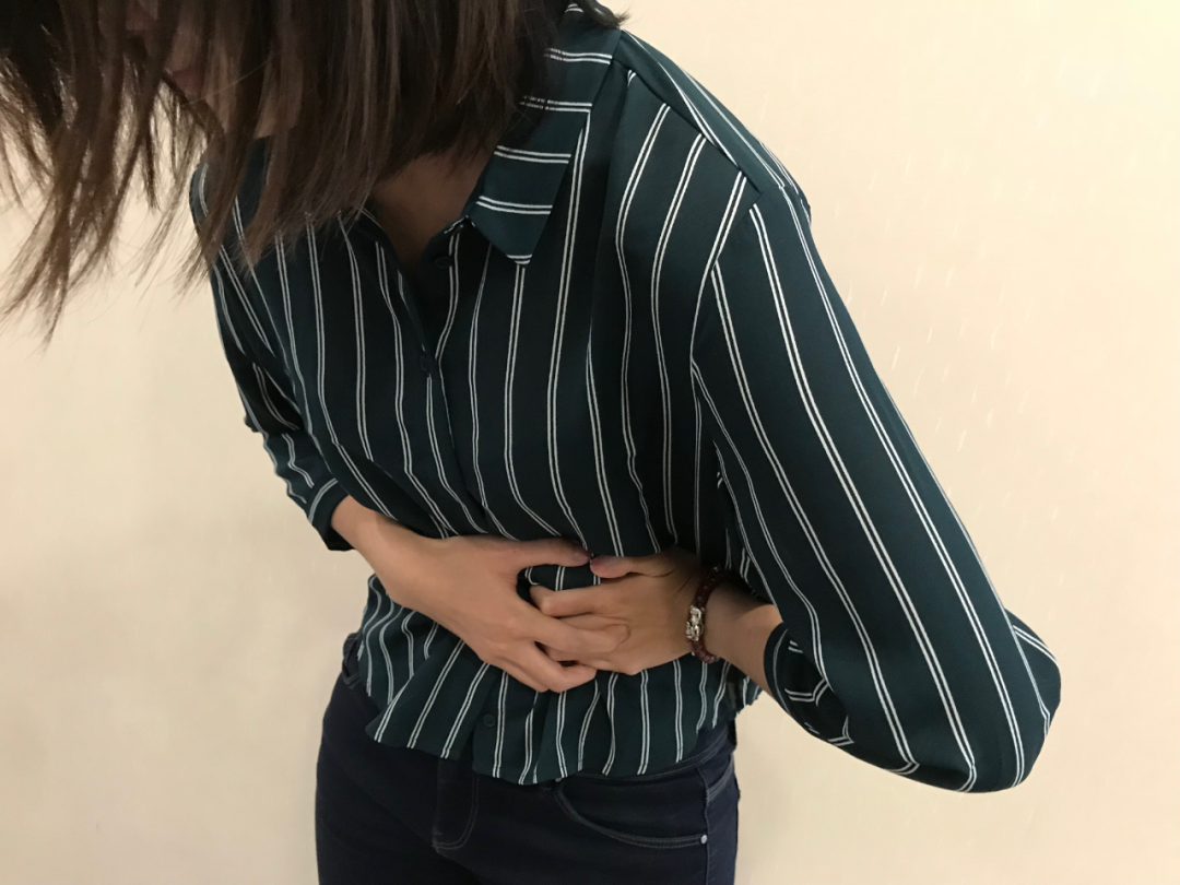 胃的位置疼是什么原因啊