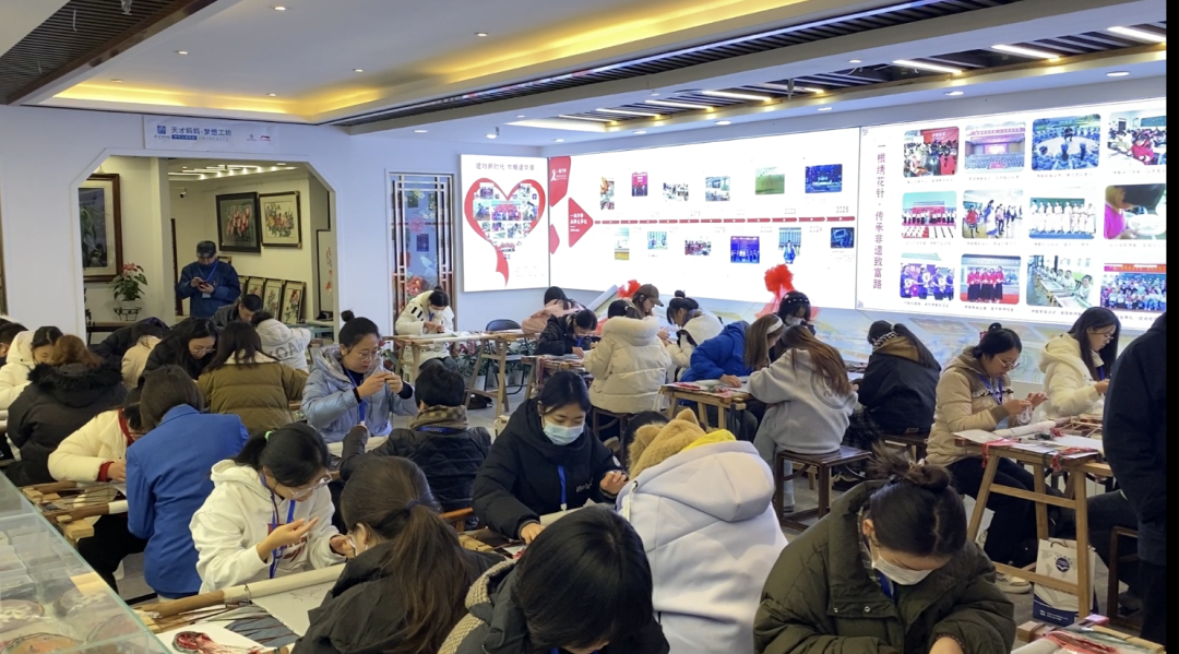 藏·新闻丨郑州市手工刺绣竞赛今日在一涵汴绣成功举办(图1)