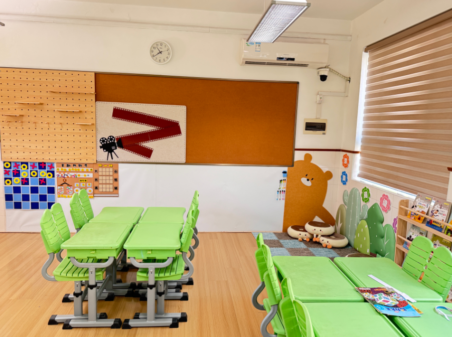 上海182万中小学生今天开学