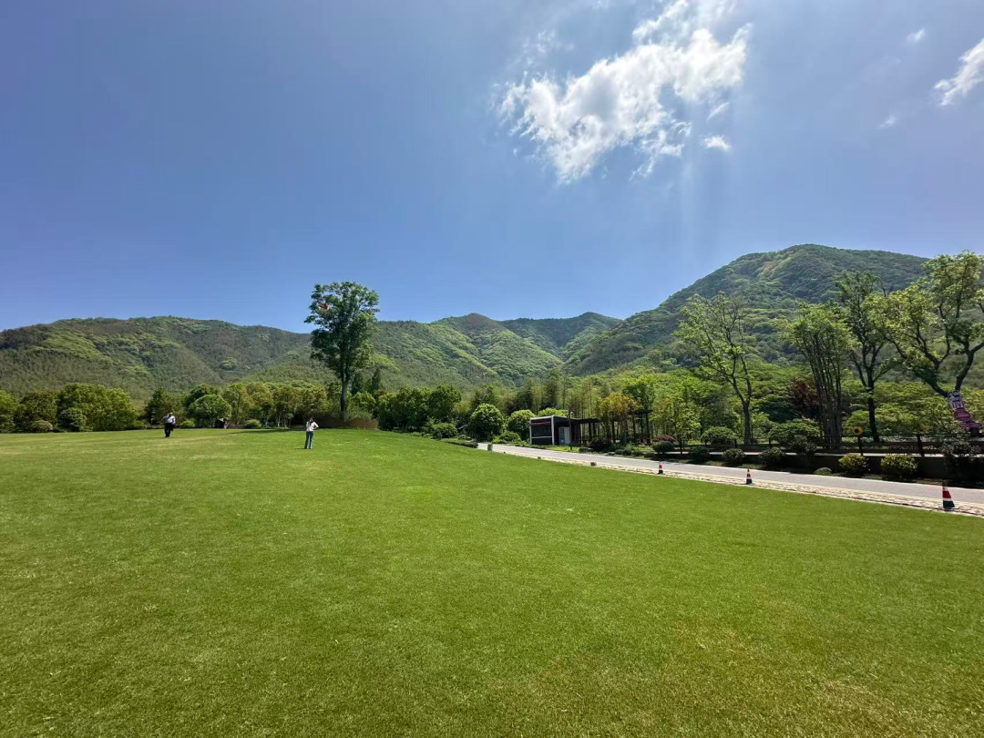 澄德现代庄园自然环境优美。南京日报/紫金山新闻记者 毛琪摄
