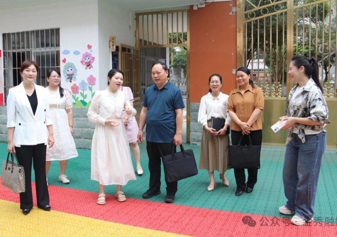 县领导开展"六一"国际儿童节走访慰问 - 金秀要闻 - 广西来宾市金秀