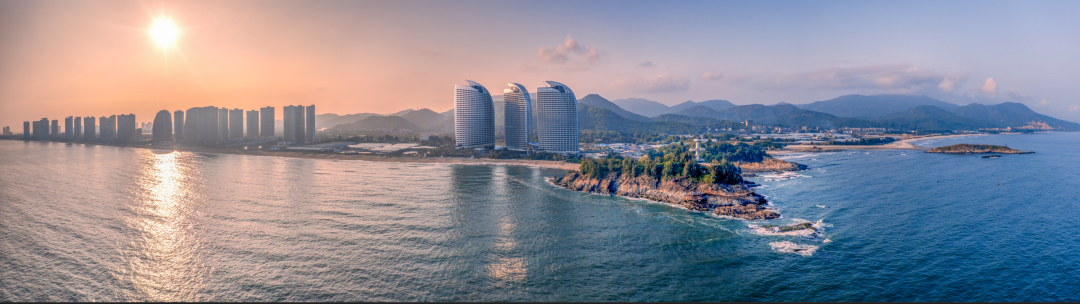 美丽的双月湾。 惠州东江图片社供图