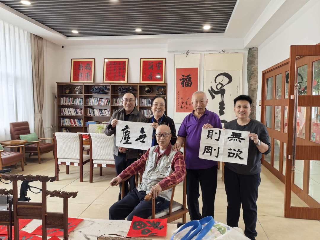 内蒙古文联开展学雷锋纪念日主题活动 第6张