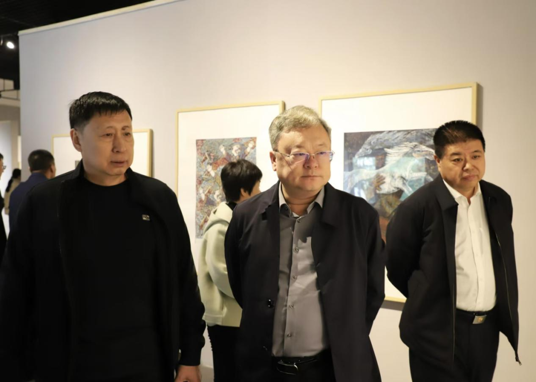 守望与交流融合的长线一一举办铸牢中华民族共同体意识哲里木版画全国巡展综述 第2张