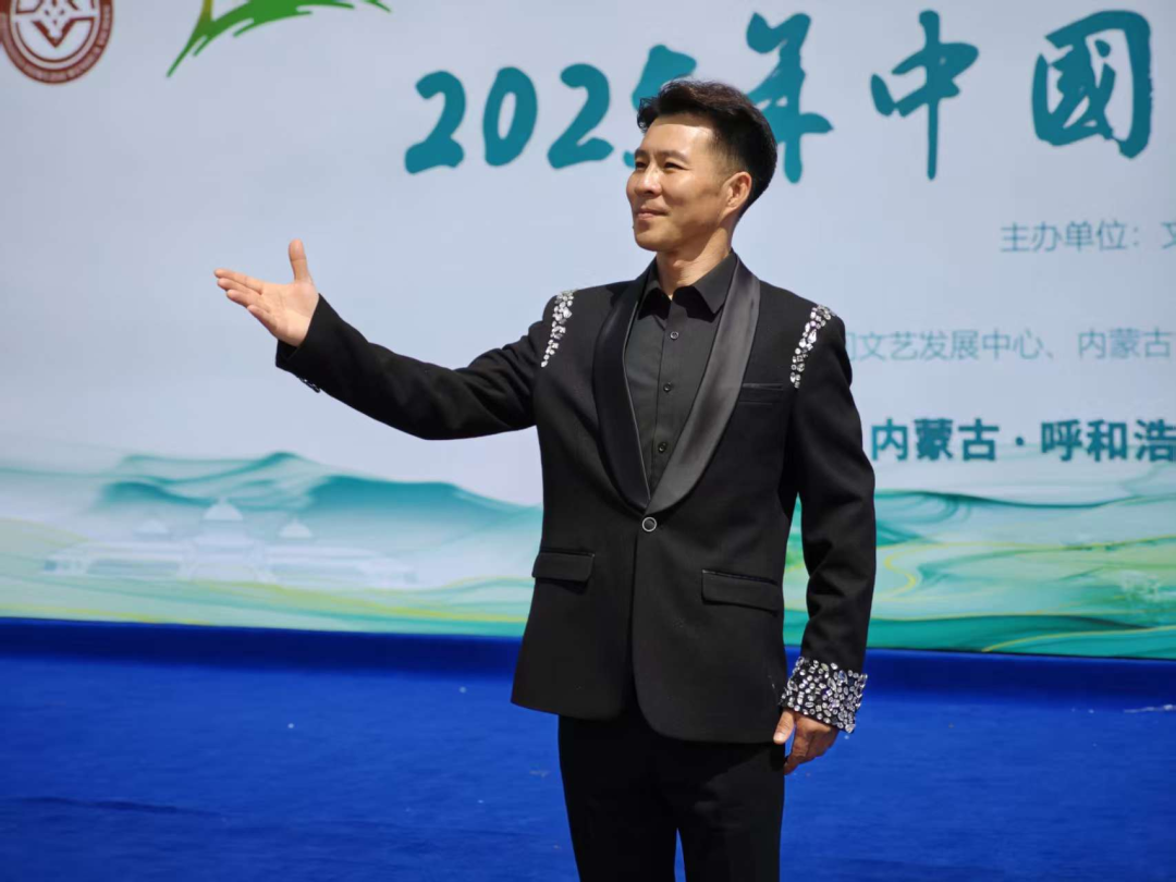 乐荐·NEW | 《金秋飞歌》送给内蒙古大地丰收的好日子 第6张