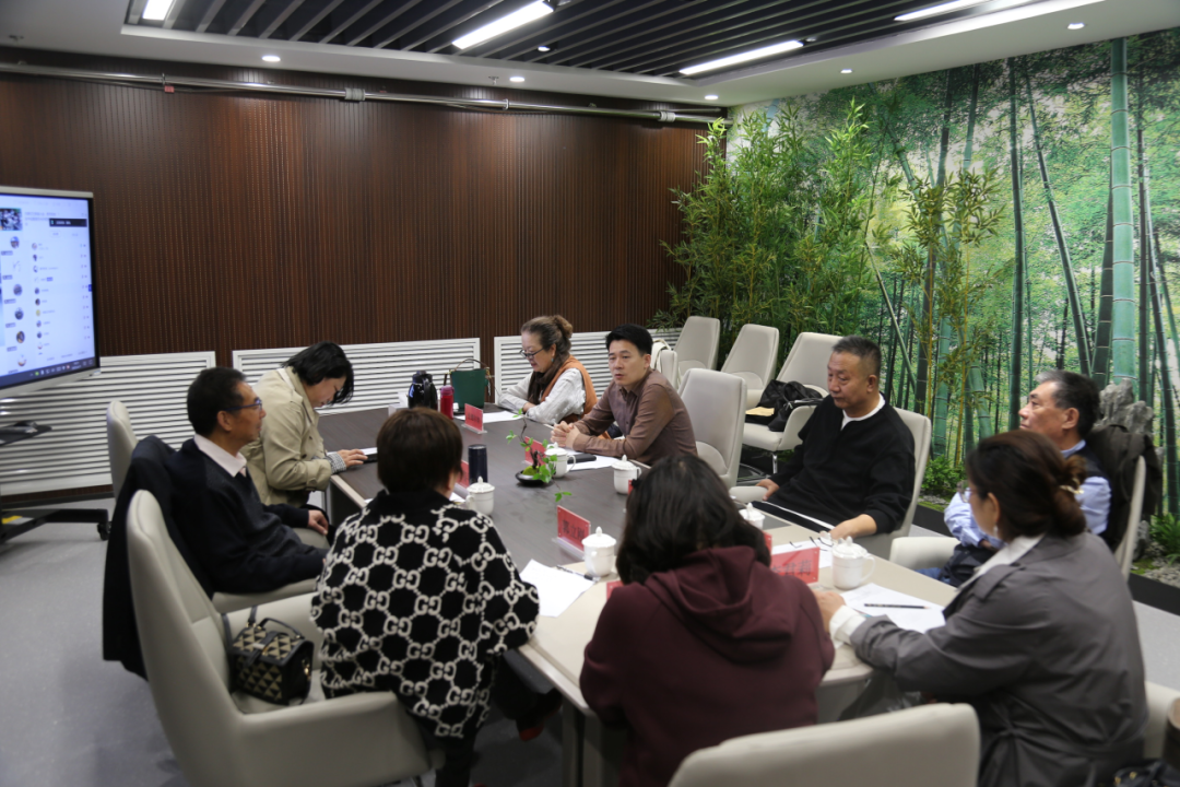 内蒙古文联各文艺家协会举办会员日活动 第1张