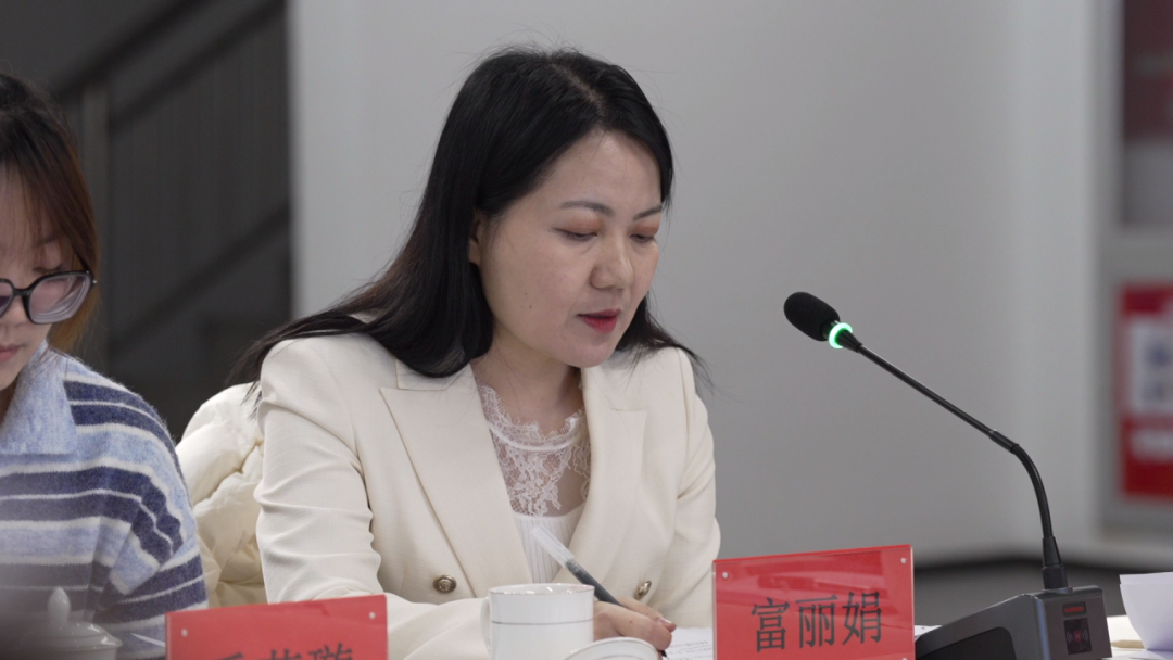 第十三届“骏马奖”内蒙古获奖作家翻译家座谈交流会在呼和浩特举办 第14张