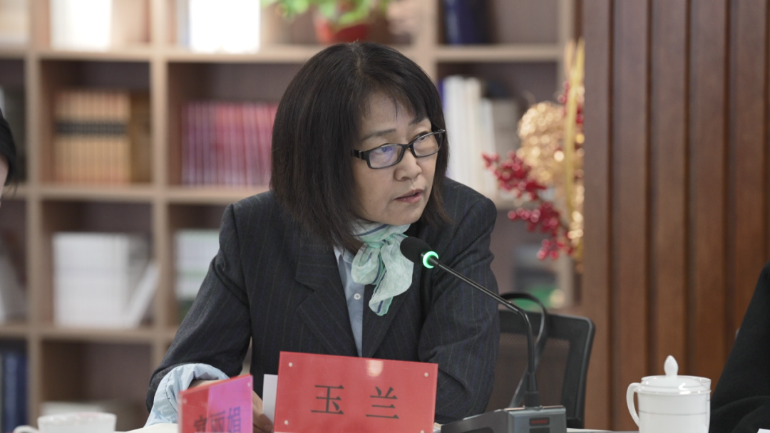 第十三届“骏马奖”内蒙古获奖作家翻译家座谈交流会在呼和浩特举办 第12张