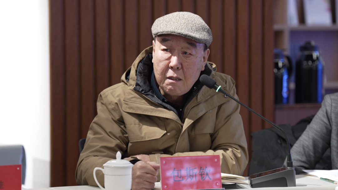 第十三届“骏马奖”内蒙古获奖作家翻译家座谈交流会在呼和浩特举办 第19张