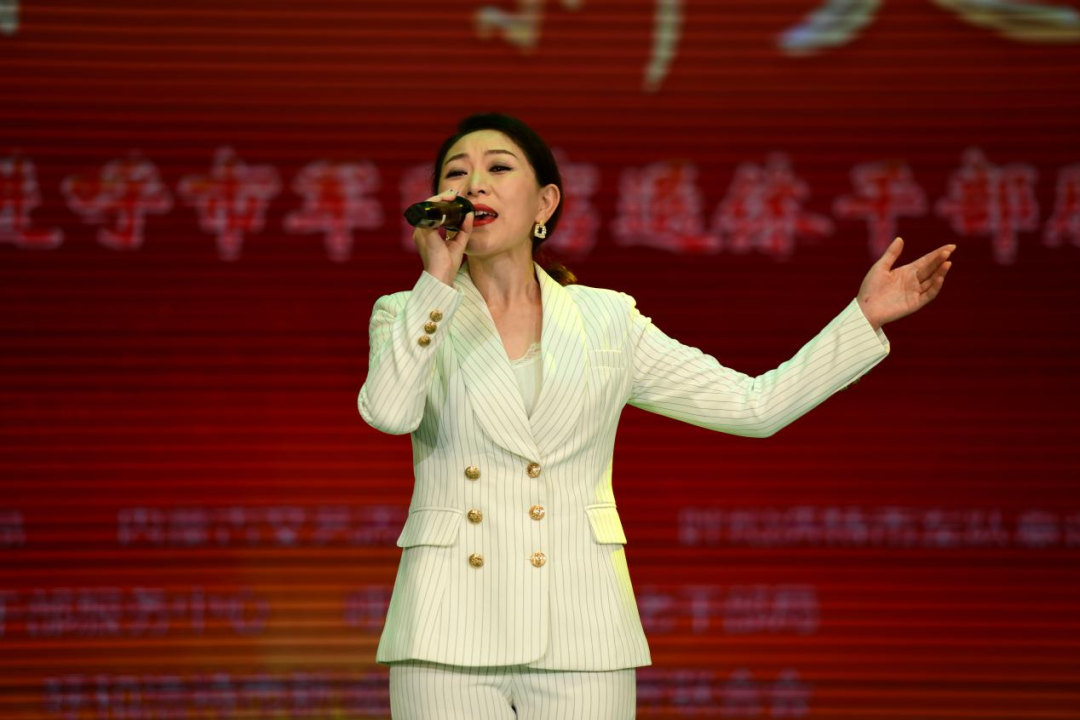 青城礼赞英雄 重阳情暖功勋——“强基工程”文艺慰问盛典荣献军休干部 第16张