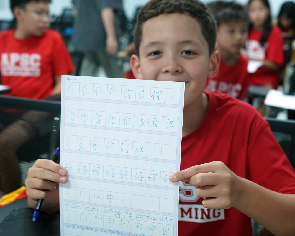 【新华社发文】远行中国，这支新加坡游泳队有这些收获