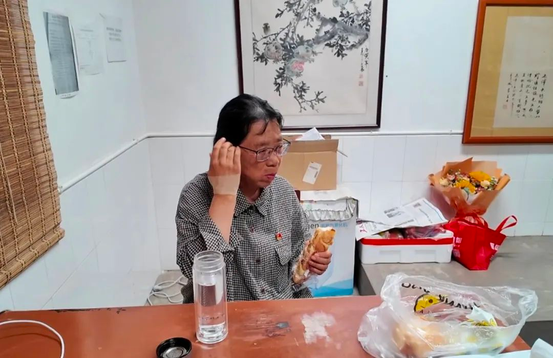 2025年06月08日昌都天气,早安！第一个“金企鹅”诞生了