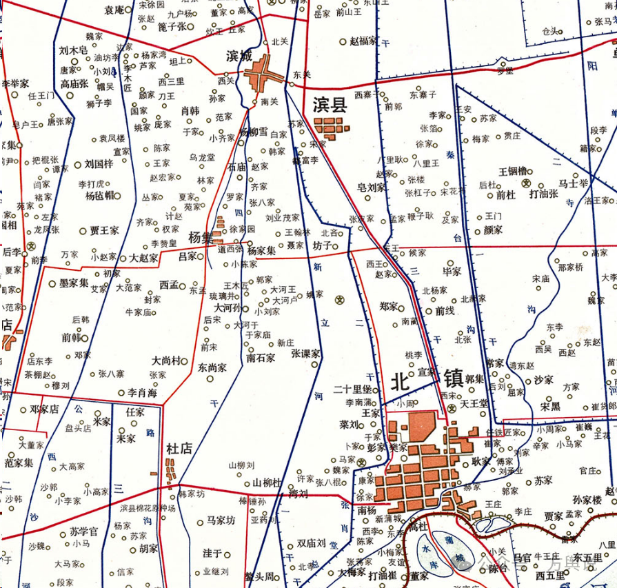 滨县北镇就这样成为滨州市中心城区,原来的滨县县城(城关镇)2001年改