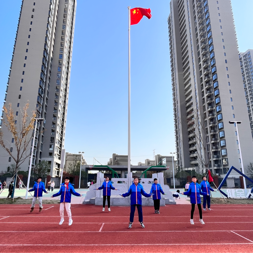 南师附小罗英老师入选第三届蔡崇信以体树人校长计划