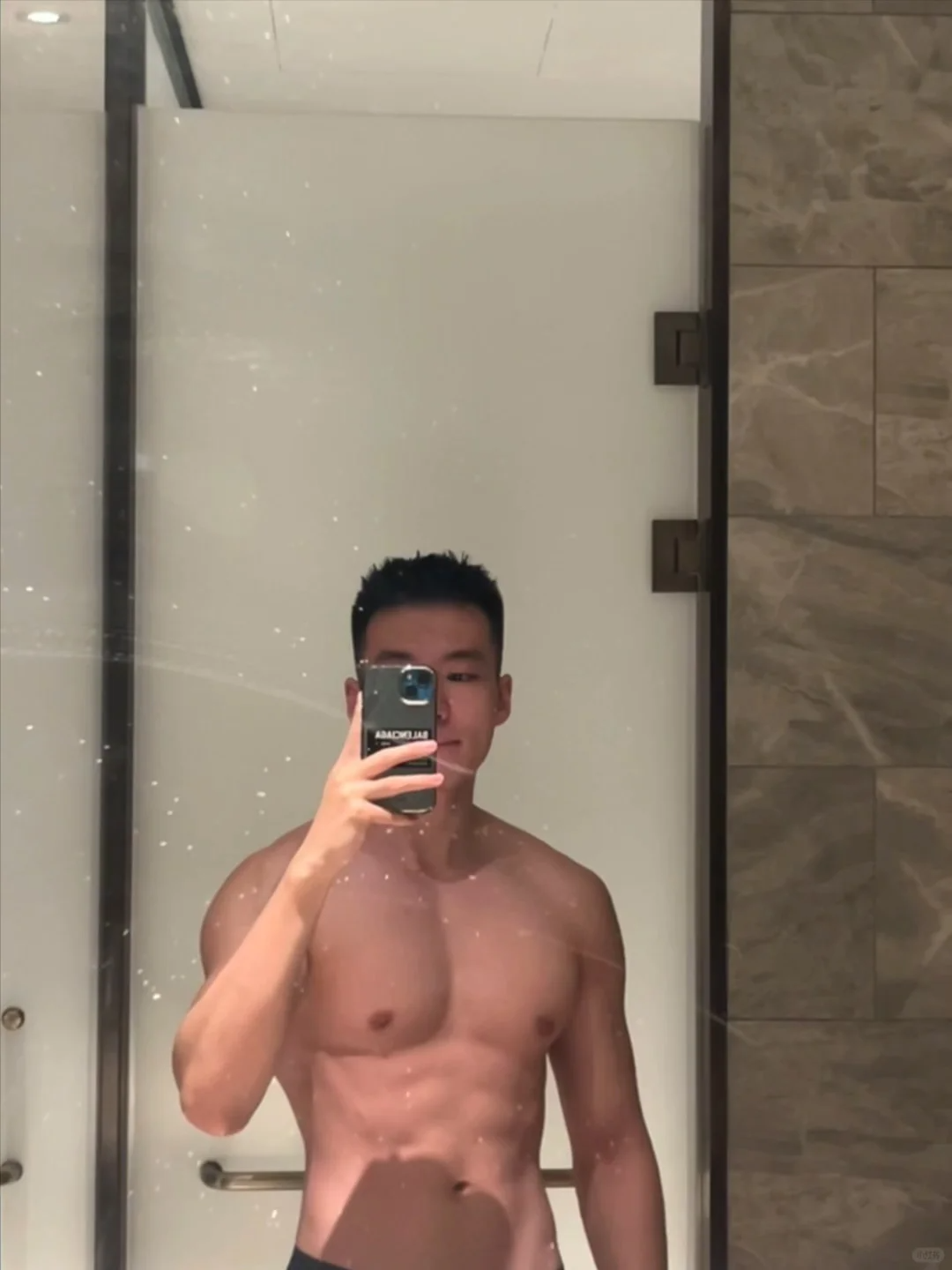 脂包肌型男，写真模特帅哥